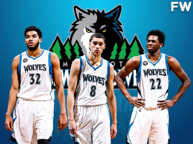 尤文航班延误，挪威当地球迷抓紧机会在机场与他们合影留念（尤文航班晚点，挪威球迷趁机在机场合影）