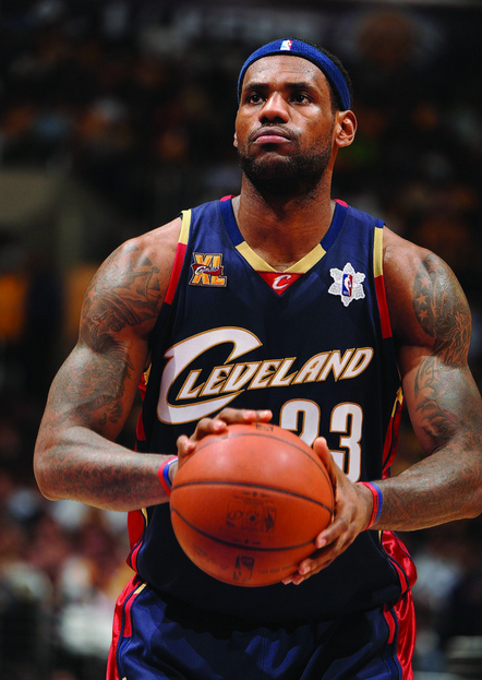 跟队：米兰有意签下阿图博卢，卡普里莱和雷斯特也在名单中（队记：米兰有意引进阿图博卢，卡普里莱与雷斯特同为候选）