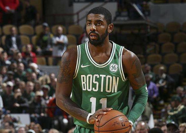 C罗进入国家队后葡萄牙12届大赛全勤，此前总共仅参加6届大赛（C罗入队后葡萄牙12届大赛无缺席，此前历史仅6次参赛）