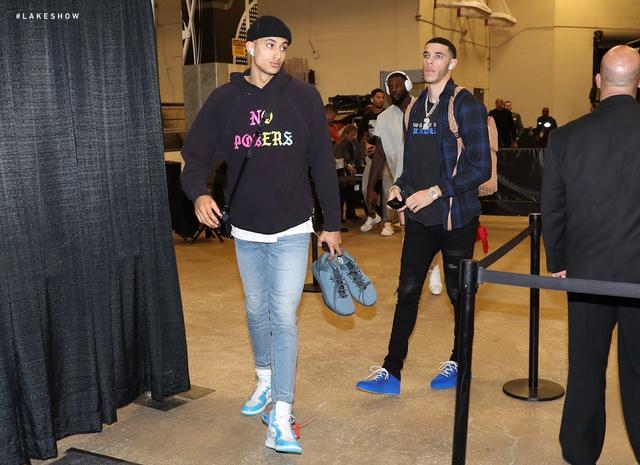 巴萨瞄准巴西天才左后卫！内马尔母队新星或成惊喜引援（巴萨锁定巴西天才左后卫，内马尔母队新星有望成为惊喜之选）