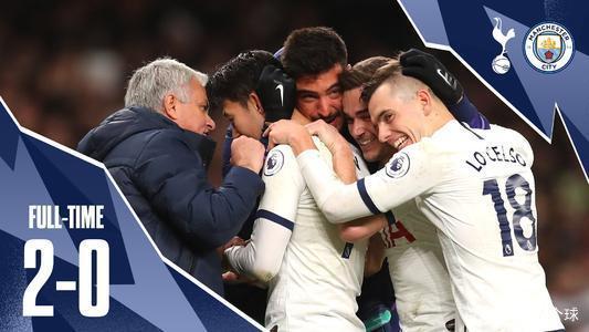 巴萨梅西任意球破门助球队领先（梅西任意球建功，巴萨取得领先）