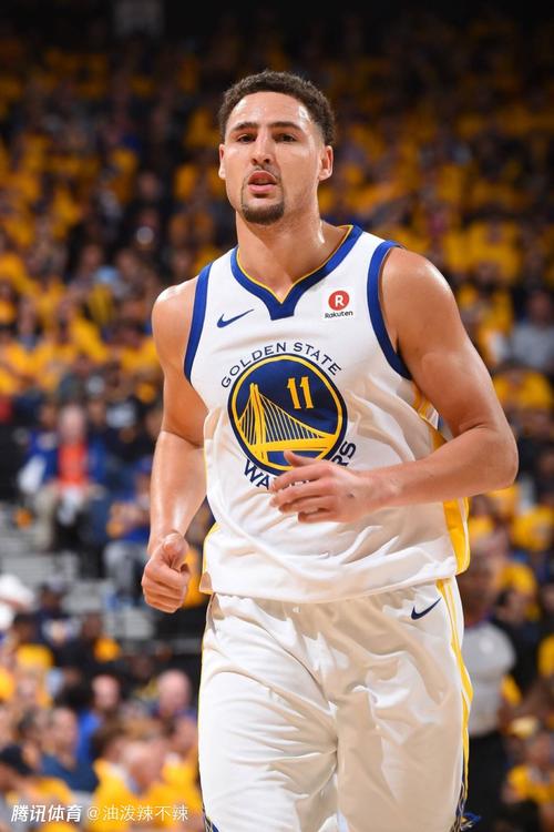 5场2球1助，迪巴拉当选罗马10月最佳球员（5战2球1助，迪巴拉获评罗马十月最佳球员）